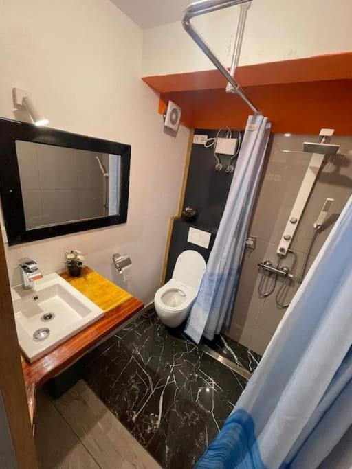 Suite Ultra Moderne Wi-Fi Yaoundé Esterno foto