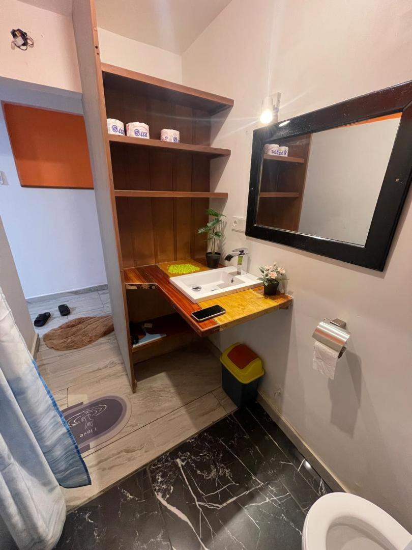Suite Ultra Moderne Wi-Fi Yaoundé Esterno foto